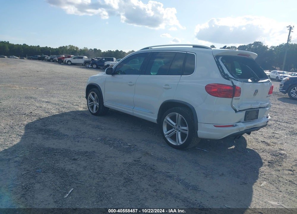 2015 VOLKSWAGEN TIGUAN R-LINE VIN: WVGAV7AXXFW049329