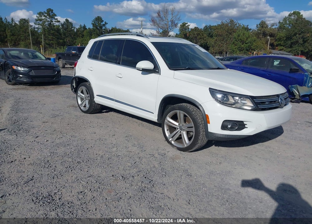 2015 VOLKSWAGEN TIGUAN R-LINE VIN: WVGAV7AXXFW049329