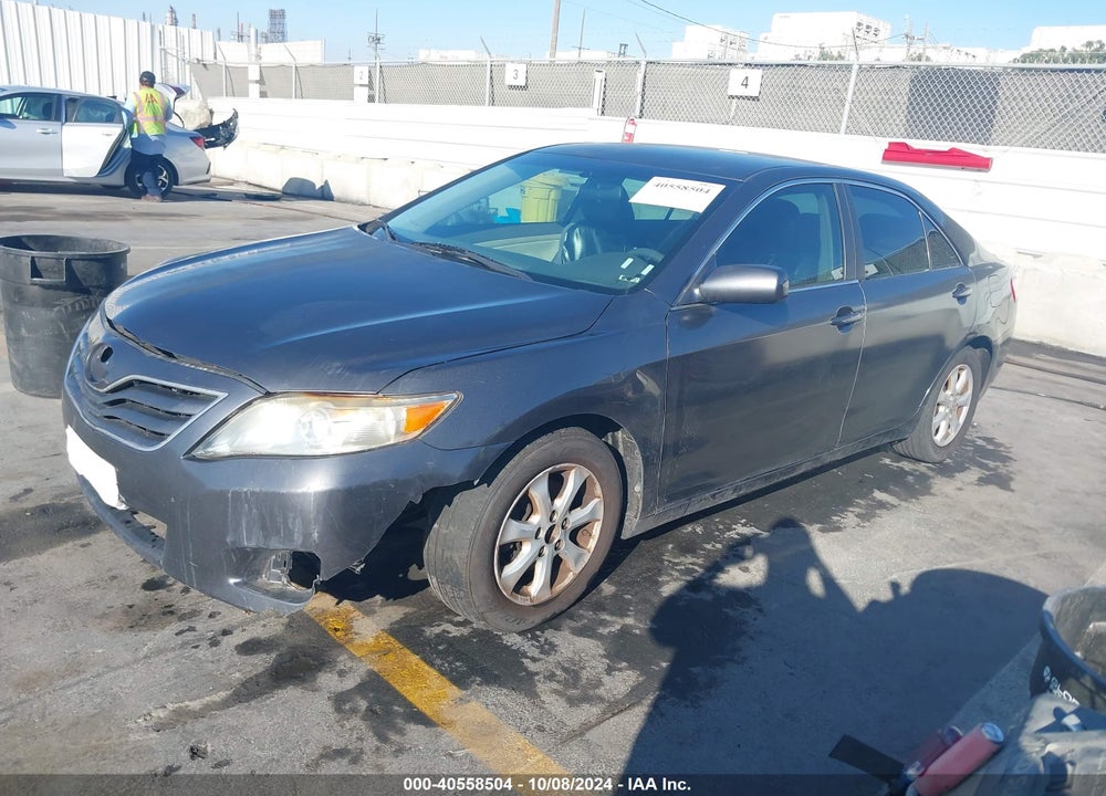 2011 TOYOTA CAMRY LE VIN: 4T1BF3EK1BU137104