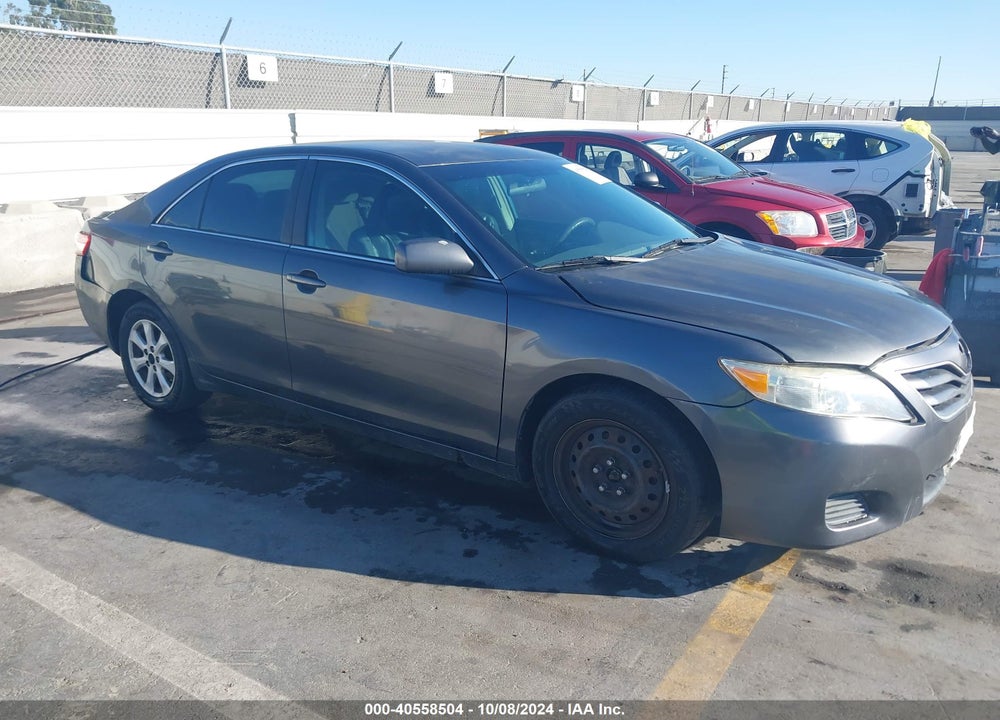 2011 TOYOTA CAMRY LE VIN: 4T1BF3EK1BU137104
