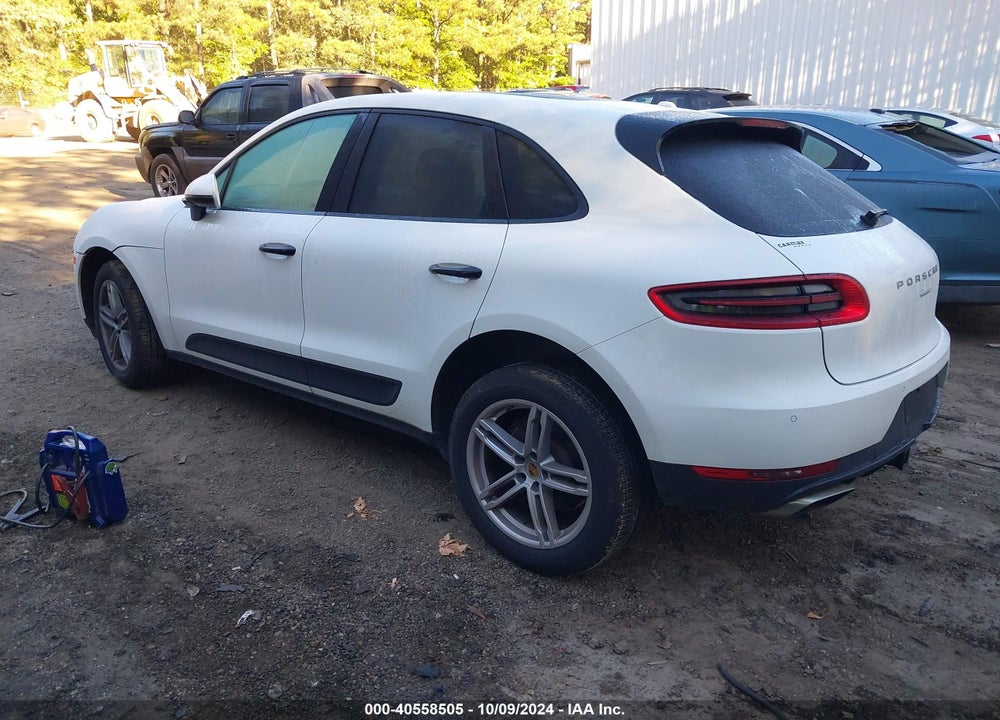 2018 PORSCHE MACAN VIN: WP1AA2A5XJLB14061