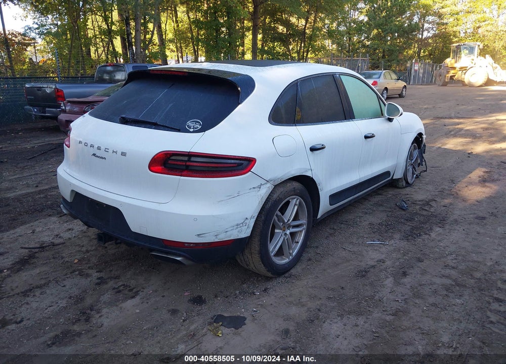2018 PORSCHE MACAN VIN: WP1AA2A5XJLB14061
