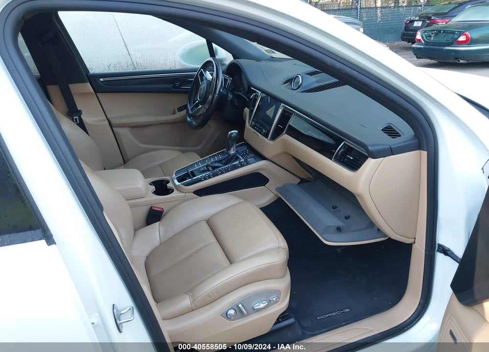 2018 PORSCHE MACAN VIN: WP1AA2A5XJLB14061