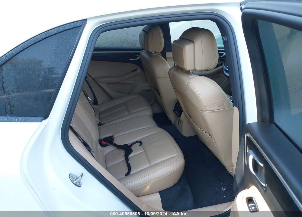 2018 PORSCHE MACAN VIN: WP1AA2A5XJLB14061