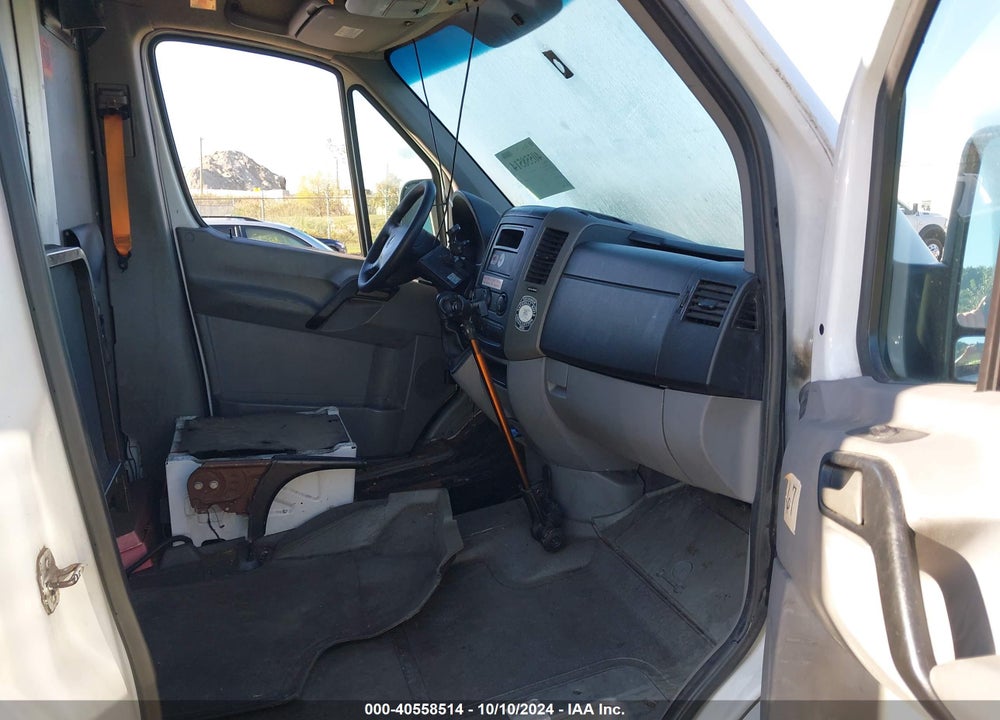 2011 MERCEDES-BENZ SPRINTER 2500 HIGH ROOF VIN: WD3PE8CB9B5573586