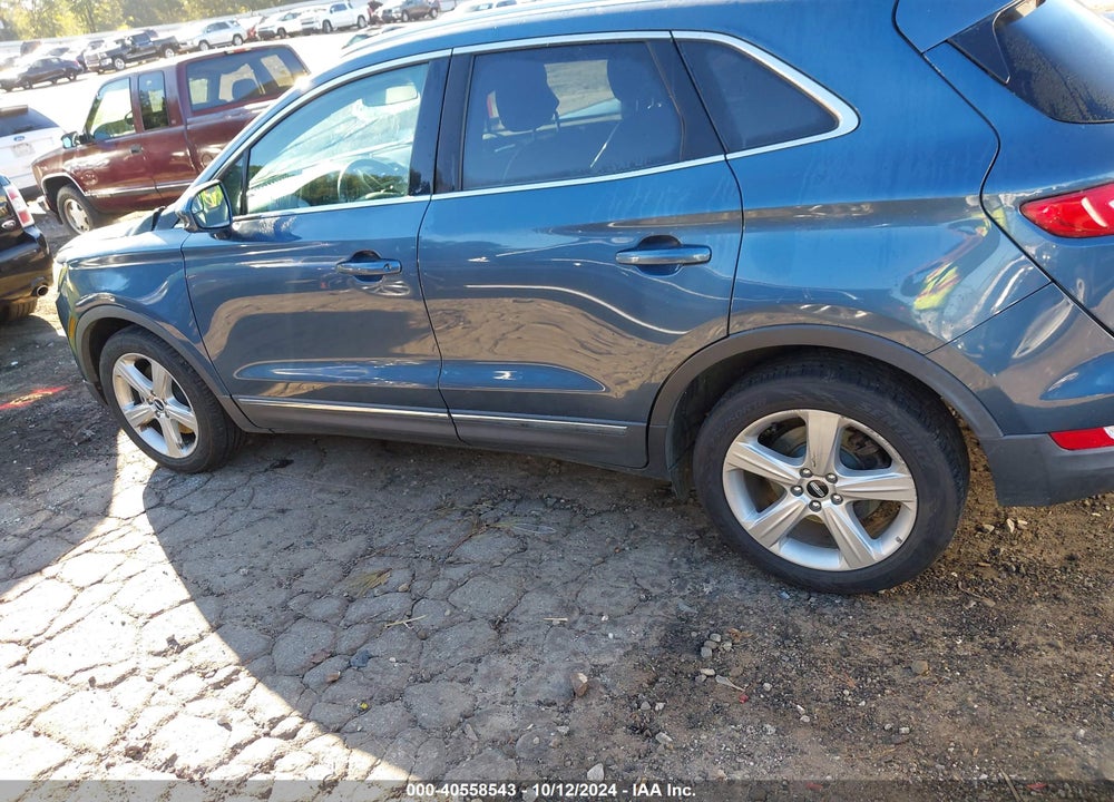 2018 LINCOLN MKC VIN: 5LMCJ1D9XJUL22625