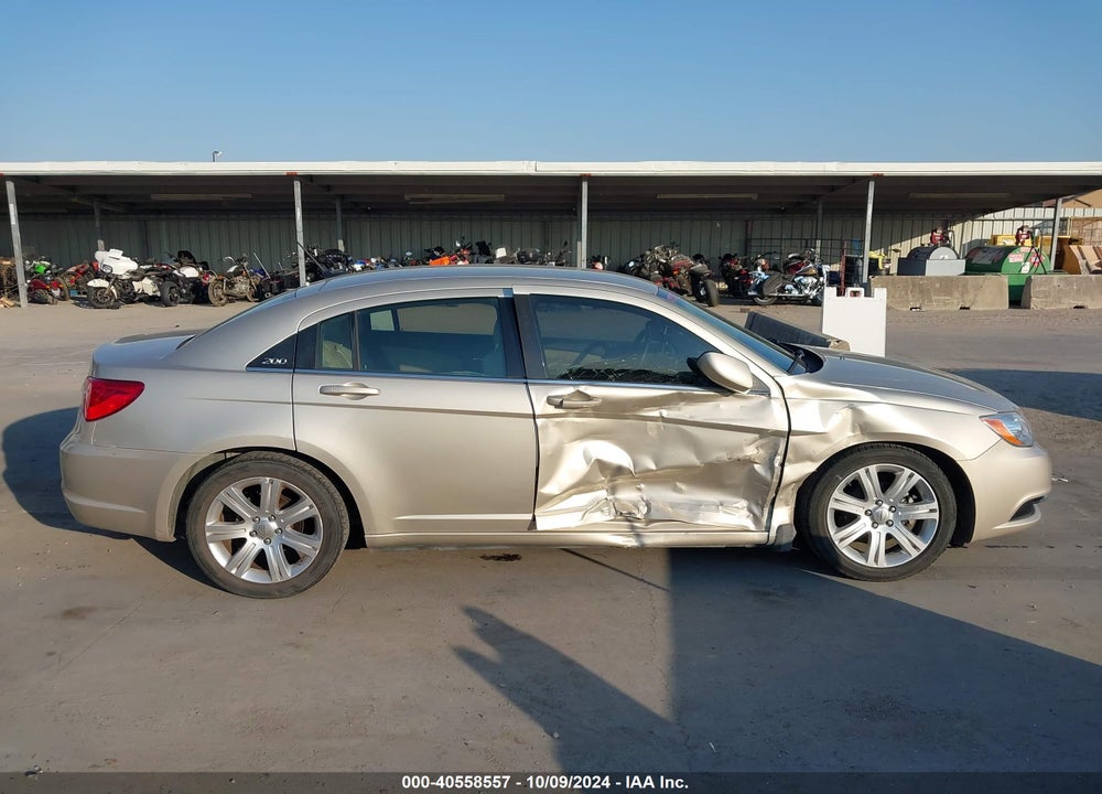 2013 CHRYSLER 200 TOURING VIN: 1C3CCBBB0DN743205