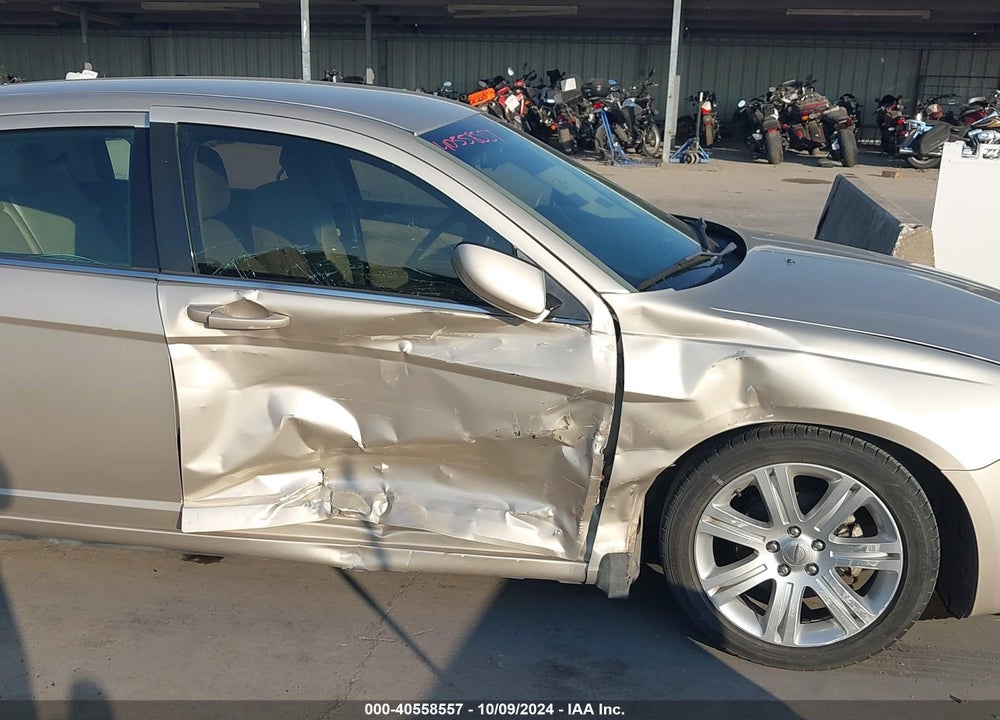2013 CHRYSLER 200 TOURING VIN: 1C3CCBBB0DN743205