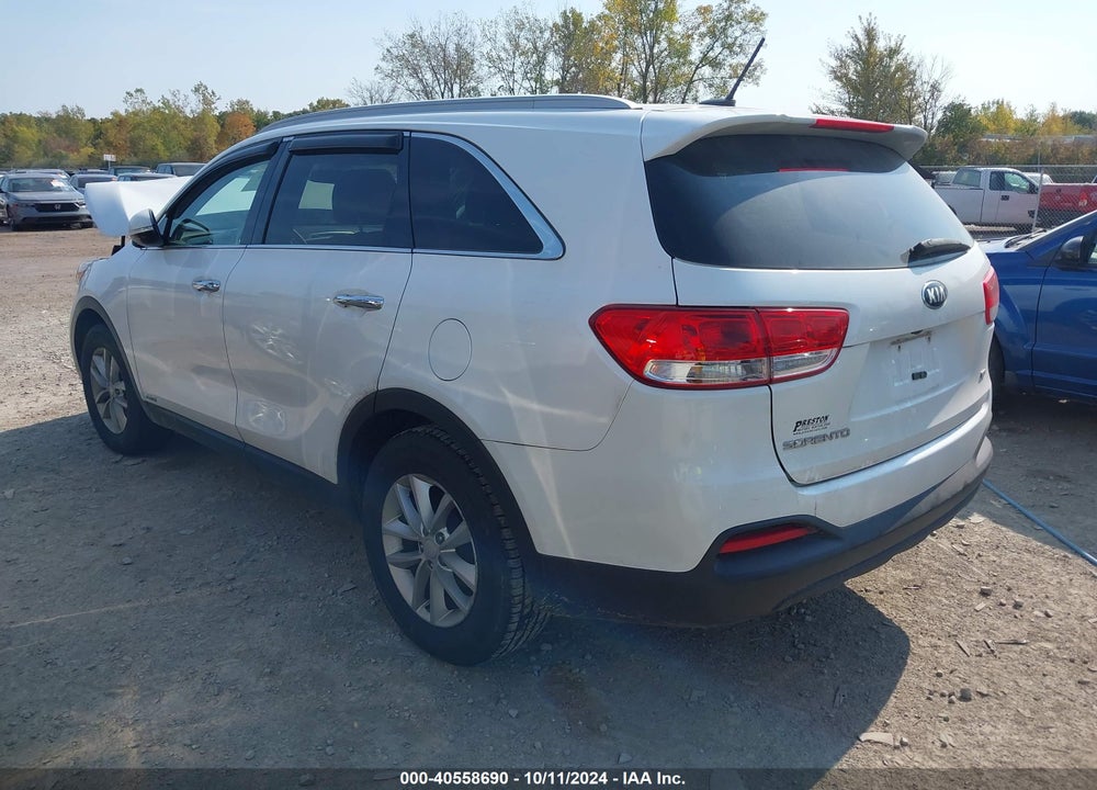 2017 KIA SORENTO 2.4L LX VIN: 5XYPGDA31HG258513