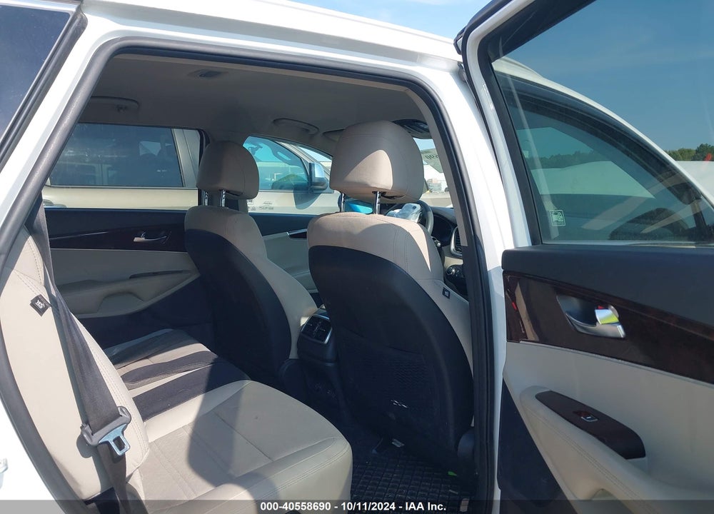 2017 KIA SORENTO 2.4L LX VIN: 5XYPGDA31HG258513
