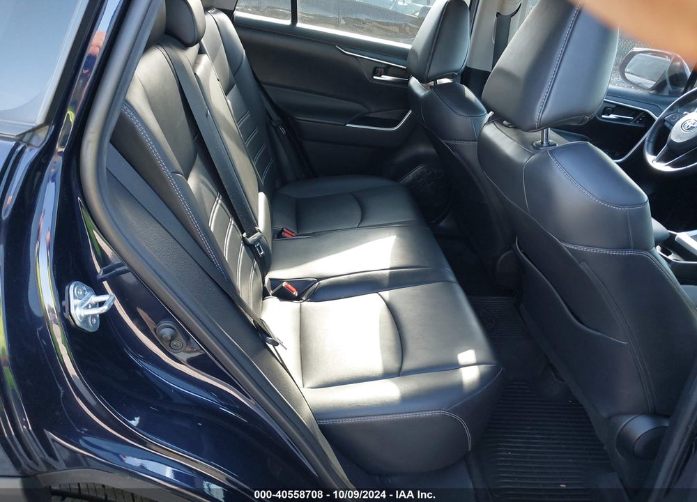 2020 TOYOTA RAV4 XLE PREMIUM VIN: 2T3A1RFV1LW139644