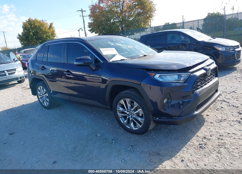 2020 TOYOTA RAV4 XLE PREMIUM VIN: 2T3A1RFV1LW139644