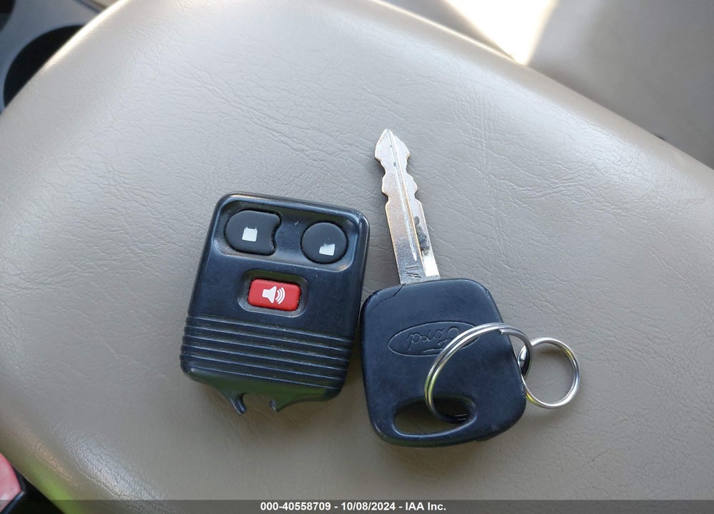 2003 FORD ESCAPE XLT VIN: 1FMYU03113KD40225