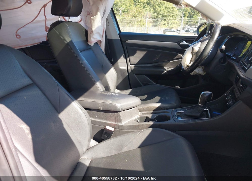 2019 VOLKSWAGEN JETTA 1.4T R-LINE/1.4T S/1.4T SE VIN: 3VWCB7BU6KM133052