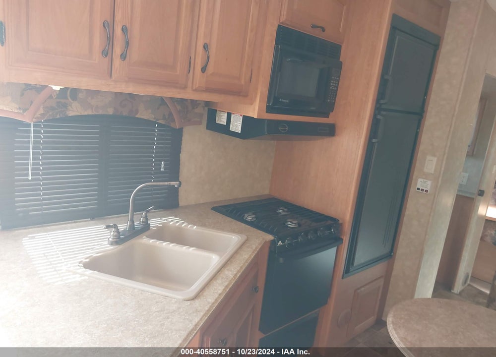 2009 COACHMEN CHAPARRAL VIN: 5ZT3CH3B891003959