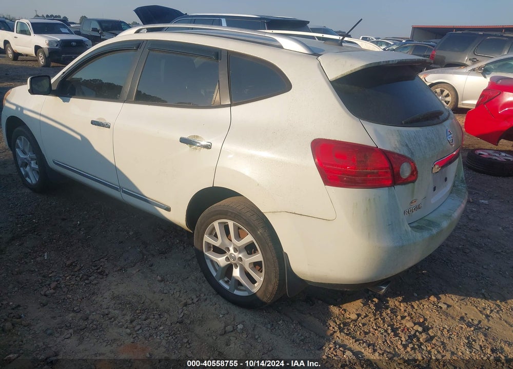 2013 NISSAN ROGUE SV W/SL PKG VIN: JN8AS5MT2DW505318