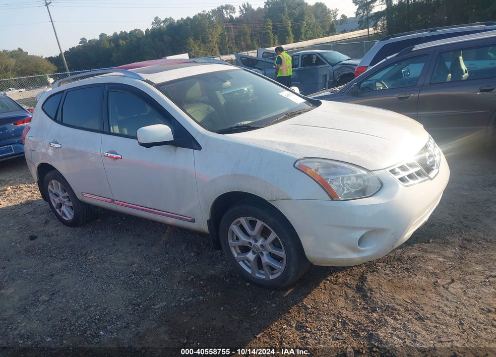 2013 NISSAN ROGUE SV W/SL PKG VIN: JN8AS5MT2DW505318