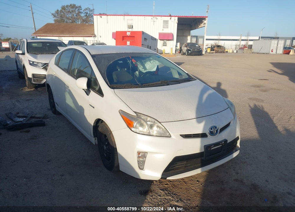 2013 TOYOTA PRIUS TWO VIN: JTDKN3DU8D1690136