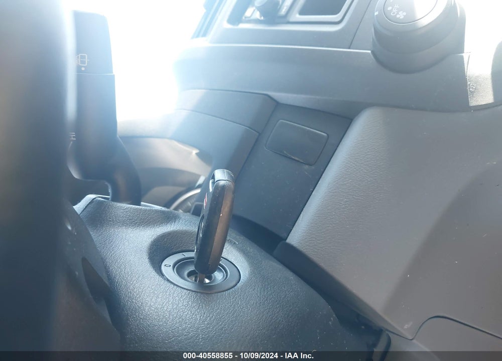 2009 HONDA CR-V LX VIN: 3CZRE38329G709220