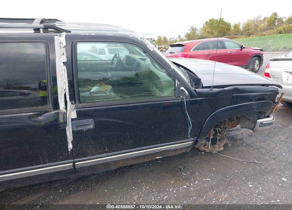 1999 GMC SUBURBAN 1500 SLT CMI VIN: 3GKFK16R5XG545511
