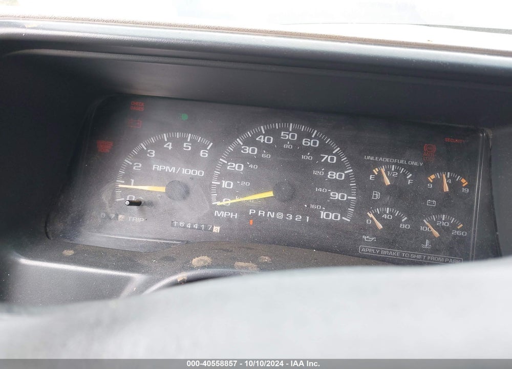 1999 GMC SUBURBAN 1500 SLT CMI VIN: 3GKFK16R5XG545511