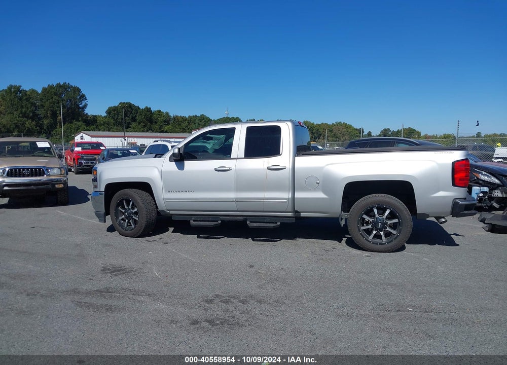 2018 CHEVROLET SILVERADO 1500 1LT VIN: 1GCRCREC8JZ357218