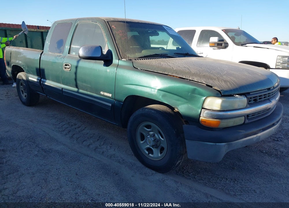 2002 CHEVROLET SILVERADO 1500 LS VIN: 2GCEC19V921344712