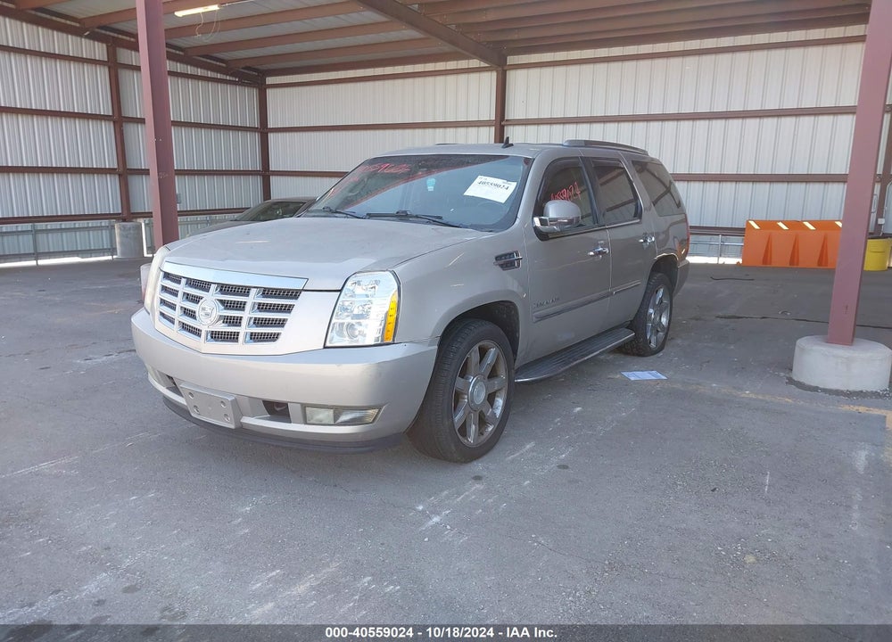 2008 CADILLAC ESCALADE STANDARD VIN: 1GYFK63818R261941