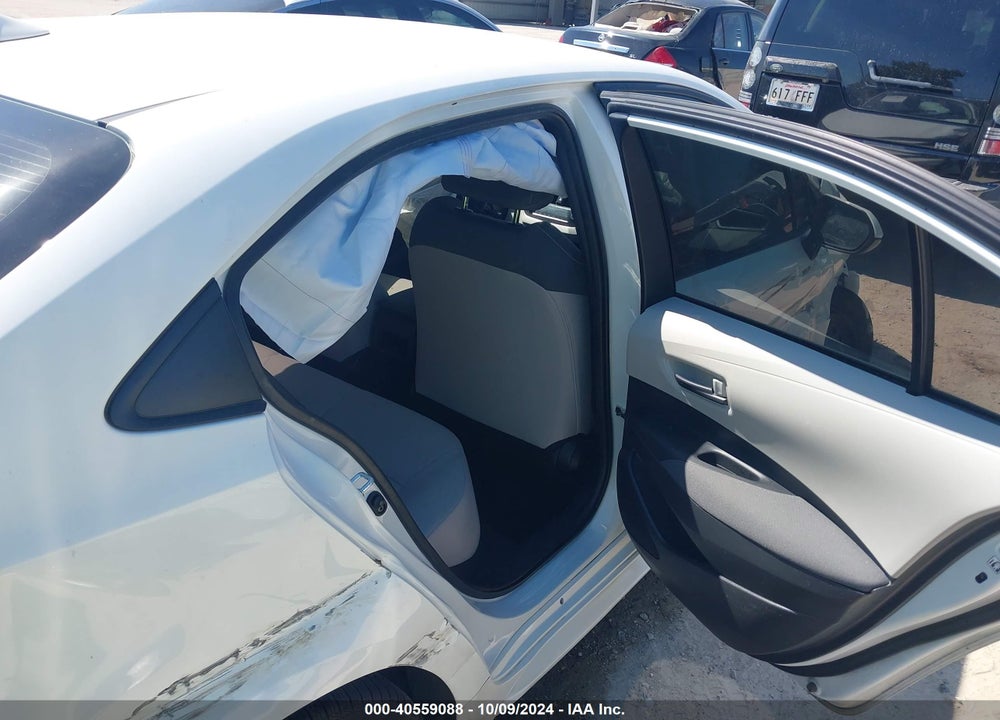 2022 TOYOTA COROLLA LE VIN: JTDEPMAE6N3006846