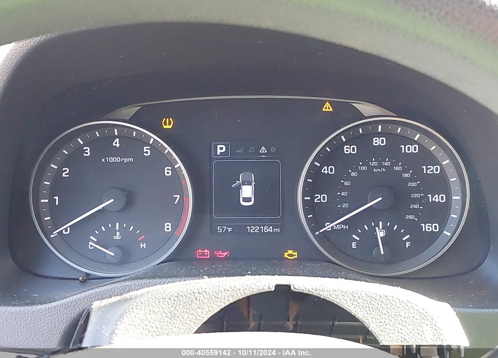 2018 HYUNDAI ELANTRA SEL VIN: 5NPD84LF4JH240349