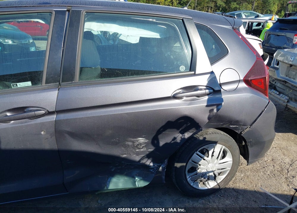 2019 HONDA FIT LX VIN: 3HGGK5H48KM752043