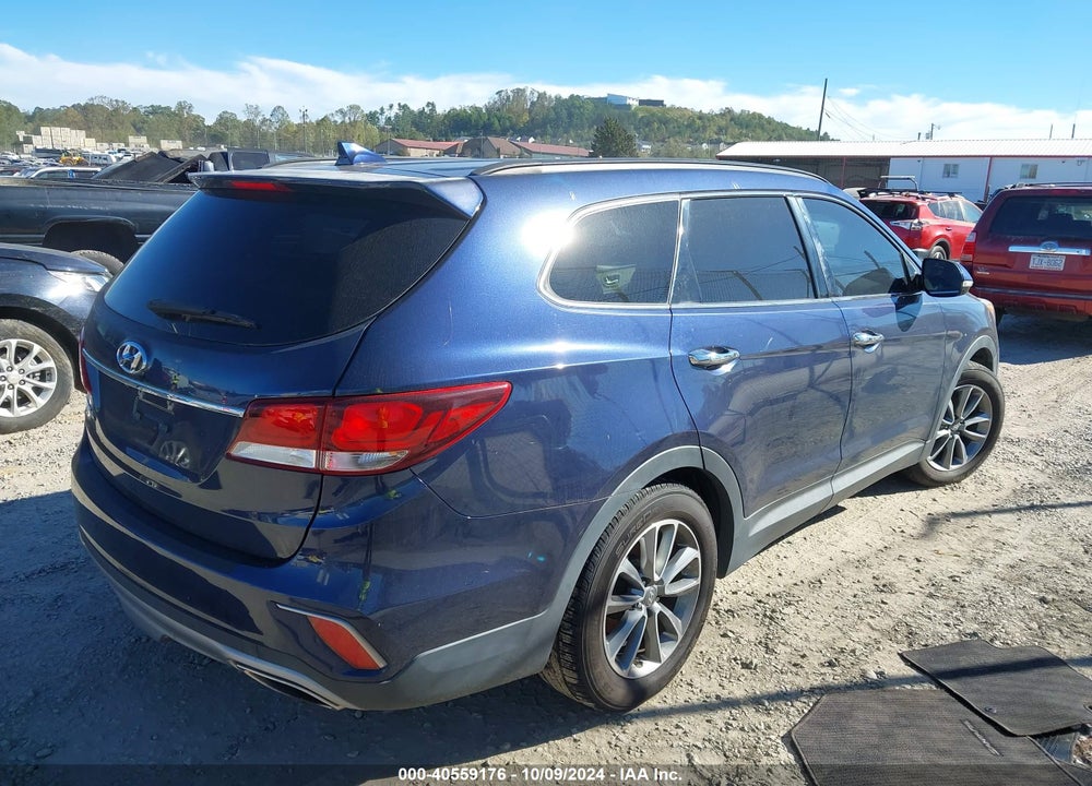 2017 HYUNDAI SANTA FE SE VIN: KM8SN4HF0HU237579