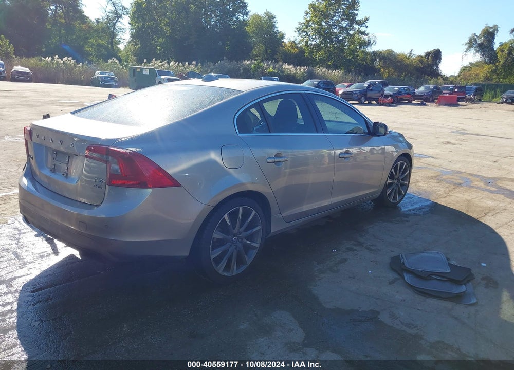 2015 VOLVO S60 T5 PREMIER PLUS VIN: YV1612TC1F2318077