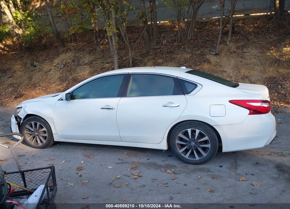 2017 NISSAN ALTIMA 2.5 SV VIN: 1N4AL3AP5HC190550