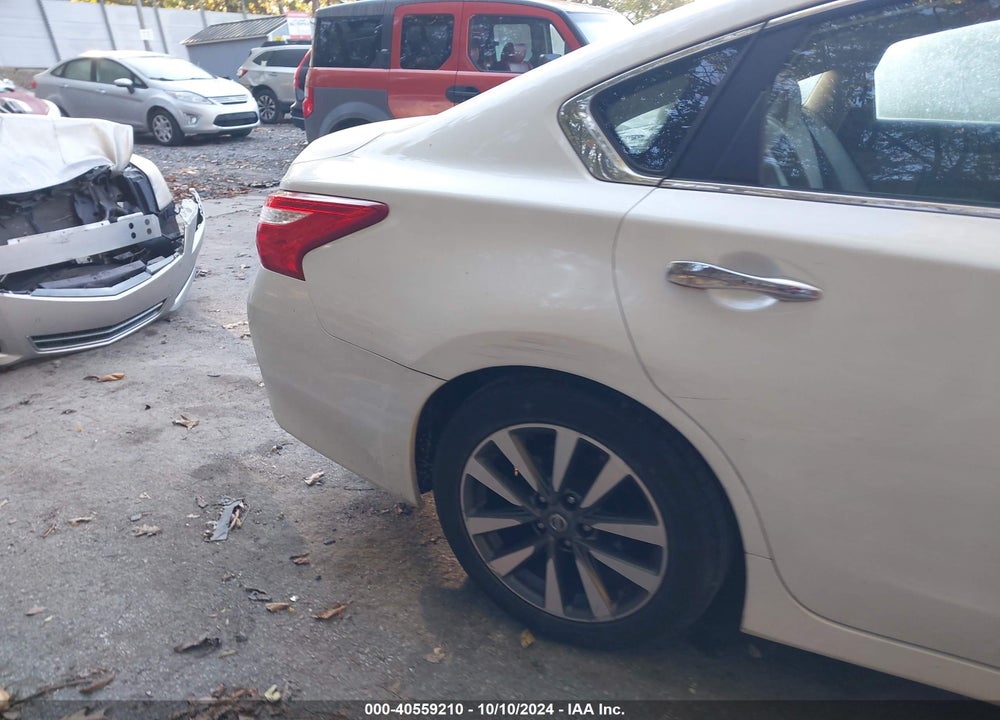 2017 NISSAN ALTIMA 2.5 SV VIN: 1N4AL3AP5HC190550