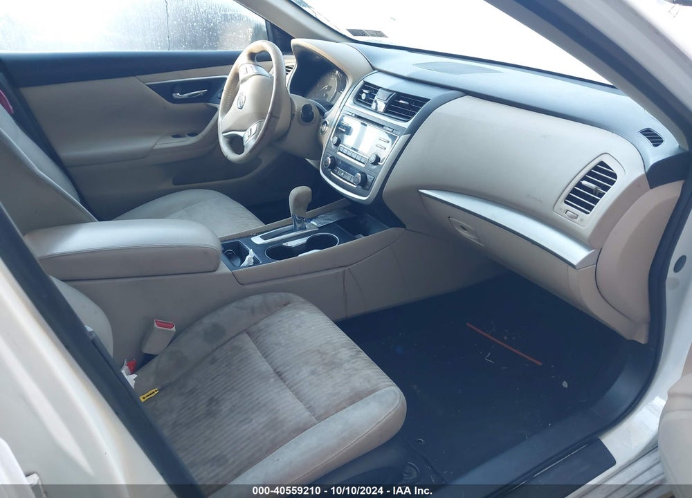 2017 NISSAN ALTIMA 2.5 SV VIN: 1N4AL3AP5HC190550