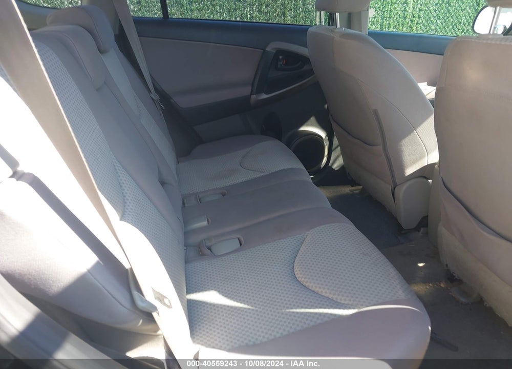 2006 TOYOTA RAV4 VIN: JTMBD33VX65042838