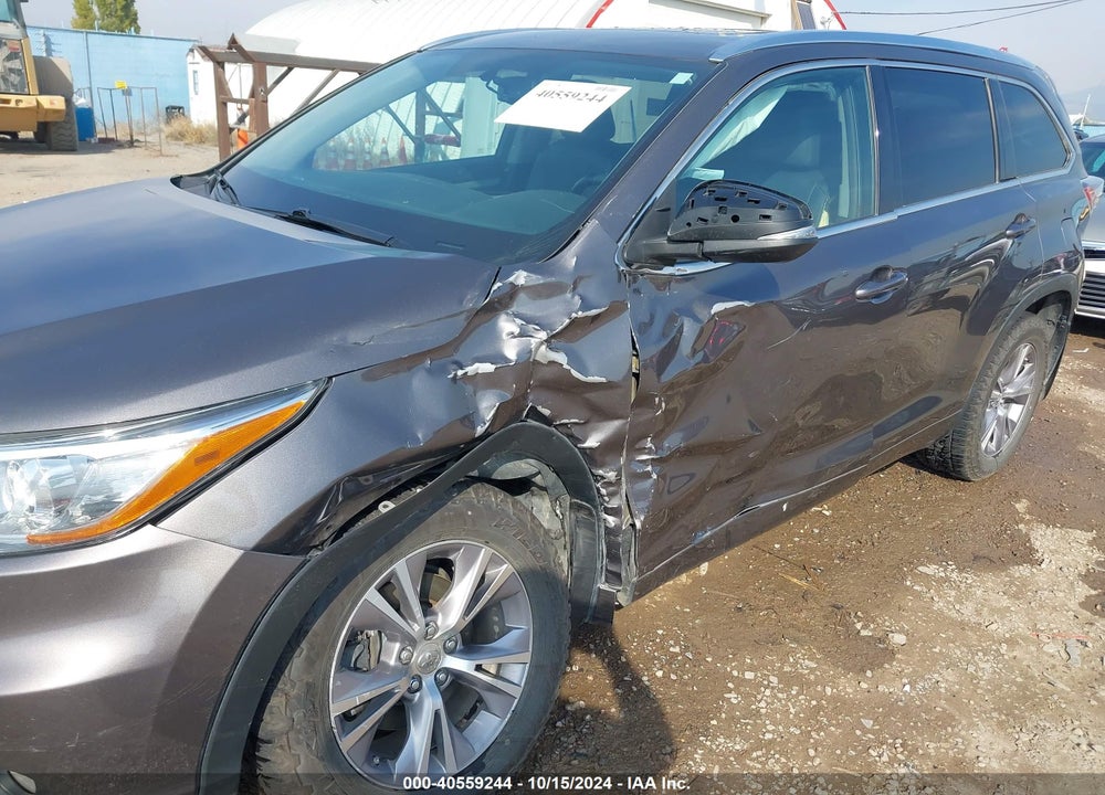 2015 TOYOTA HIGHLANDER XLE V6 VIN: 5TDJKRFHXFS129904