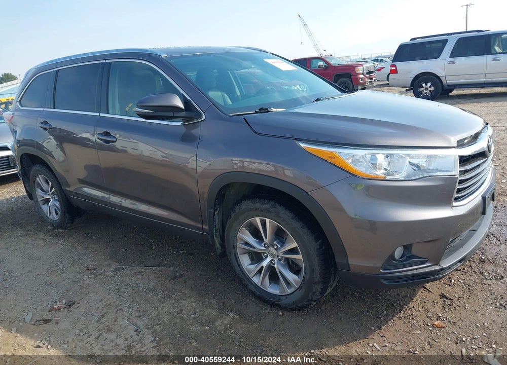 2015 TOYOTA HIGHLANDER XLE V6 VIN: 5TDJKRFHXFS129904