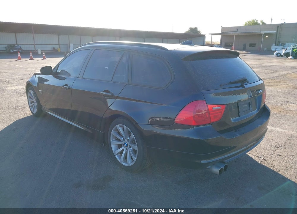 2011 BMW 328I XDRIVE VIN: WBAUU3C57BA542186