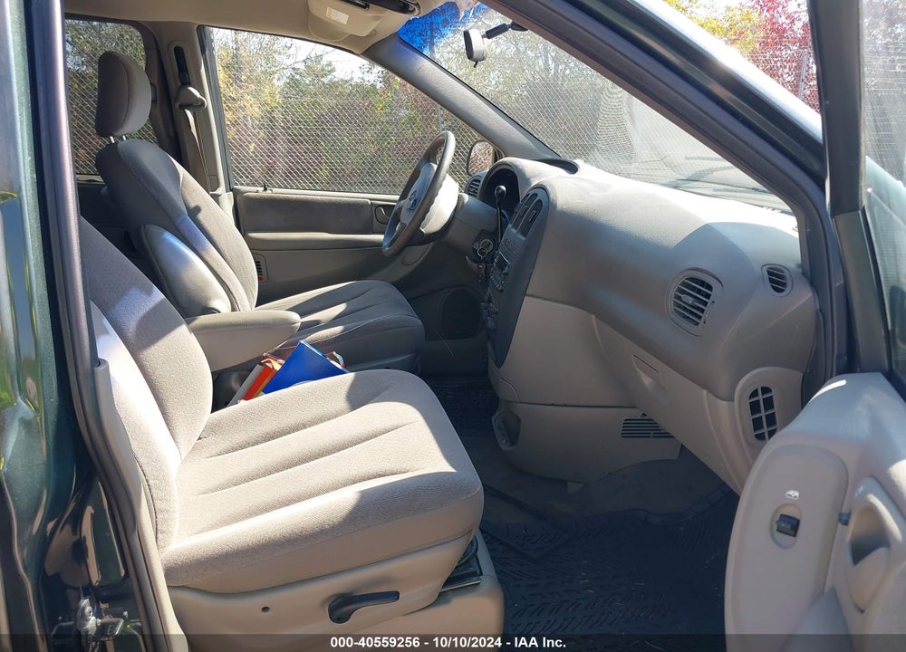 2001 DODGE GRAND CARAVAN SPORT VIN: 2B4GP44341R305446