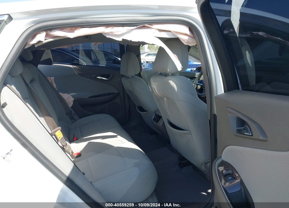 2018 CHEVROLET MALIBU LT VIN: 1G1ZD5ST3JF223429