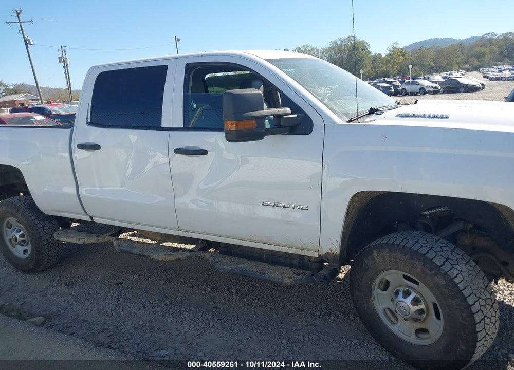 2015 CHEVROLET SILVERADO 2500HD WT VIN: 1GC1KUE87FF571270