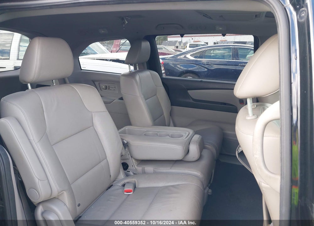 2015 HONDA ODYSSEY EX-L VIN: 5FNRL5H69FB079392