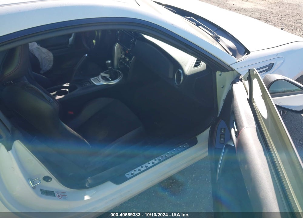2018 SUBARU BRZ LIMITED VIN: JF1ZCAC13J9601897