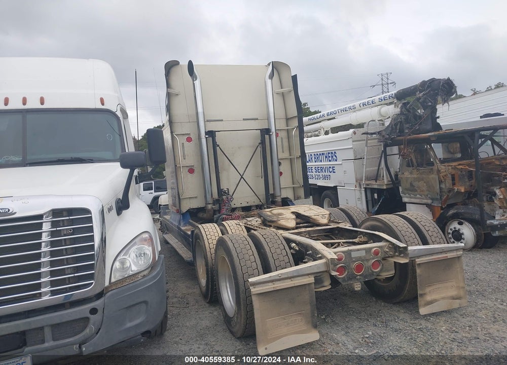 1997 FREIGHTLINER CENTURY CLASSIC FLC120 VIN: 1FUYSXYB1VL658405