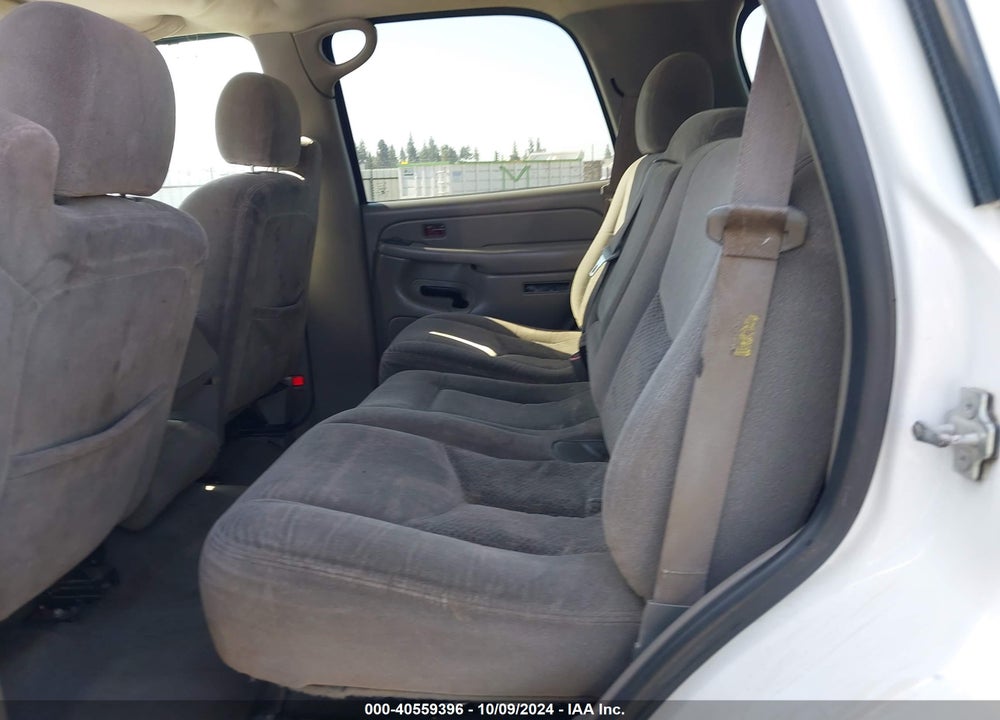 2004 CHEVROLET TAHOE LS VIN: 1GNEC13T44R321833