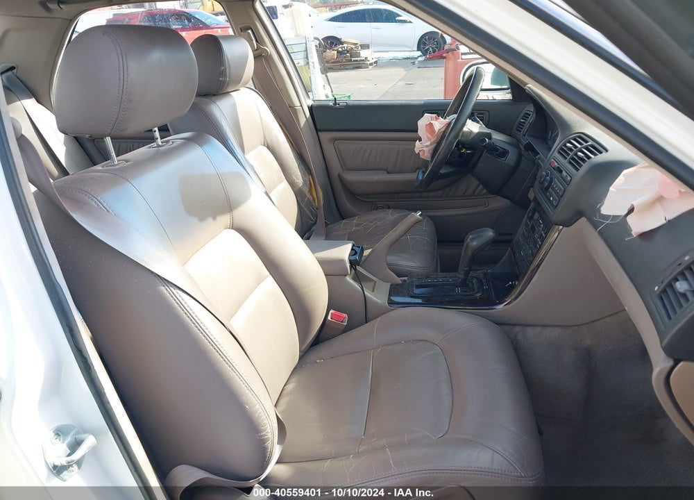 1994 ACURA LEGEND L VIN: JH4KA7661RC012730