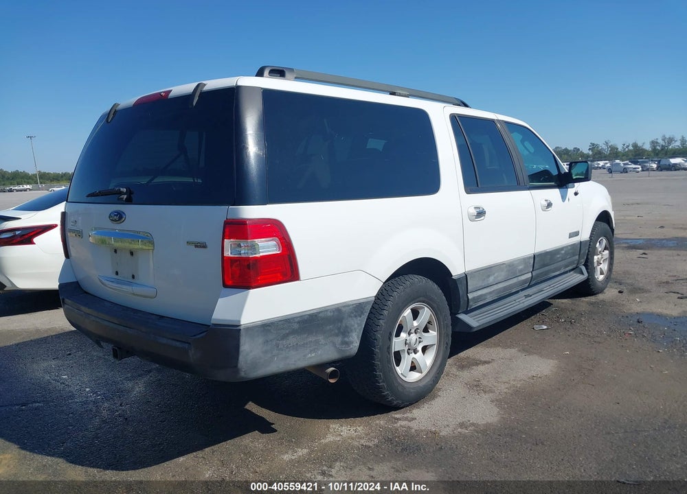 2007 FORD EXPEDITION EL XLT VIN: 1FMFK15537LA32931
