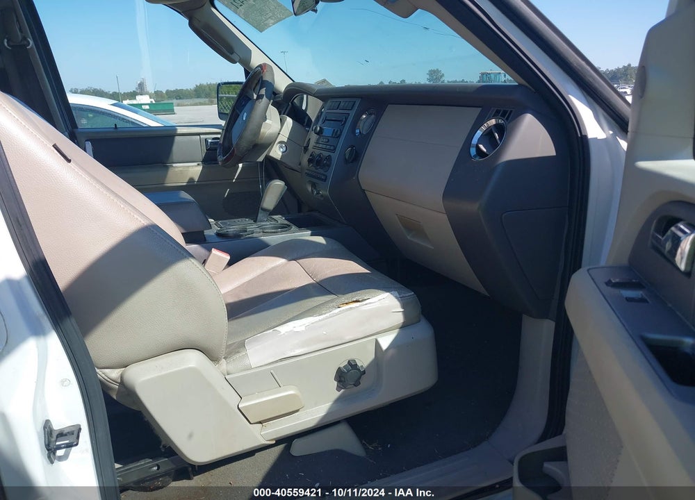 2007 FORD EXPEDITION EL XLT VIN: 1FMFK15537LA32931